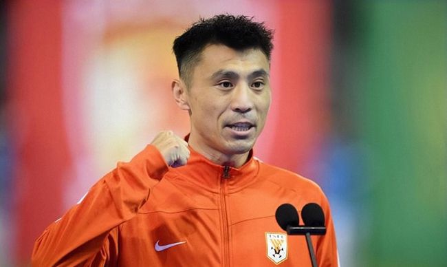 英雄林动不满恶霸雷氏父子欺辱，因而为了宗族自由勇闯青阳镇打猎年夜会。他在机缘偶合下取得神秘祖符，因而一夜之间成为武林高手。护妹狂魔化身龙拳少年打扫恶霸的同时，也因祖符奥秘的泄露而被各方权势黑暗盯上，一场机谋同自由的较劲火热对撞。